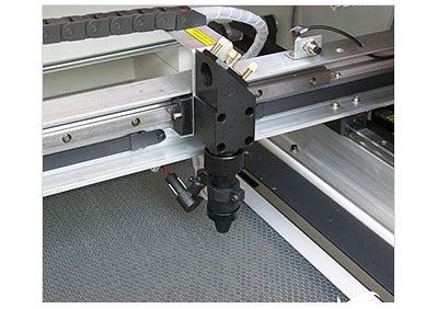 laser-cutting-panel